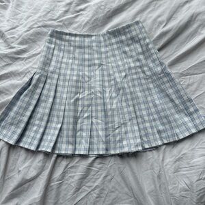 Brandy Melville pleated plaid mini skirt